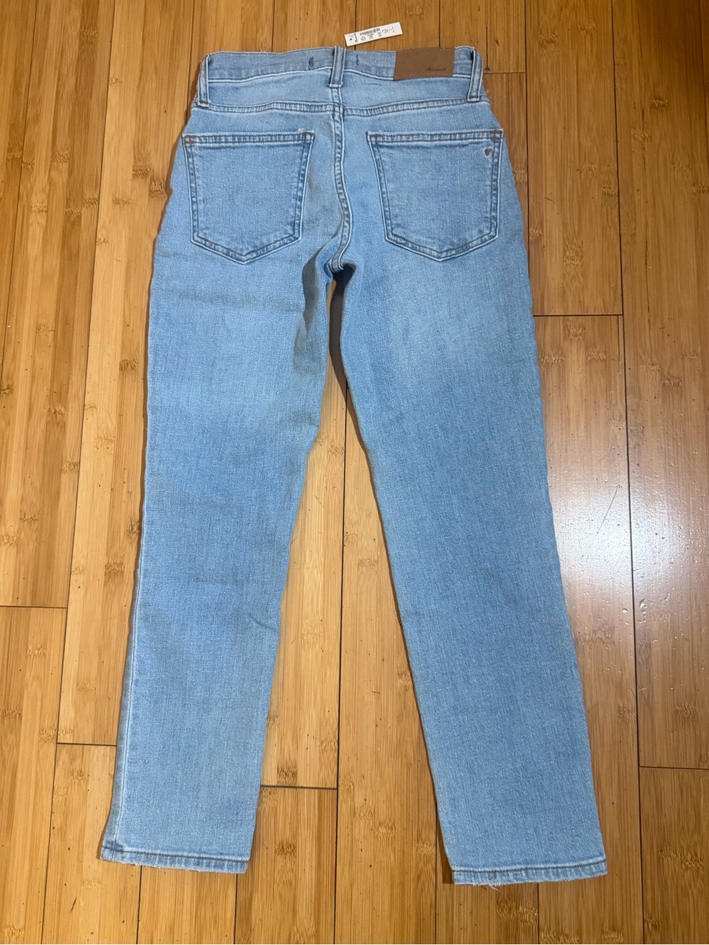 NWT Madewell The Petite Perfect Vintage Jean in
Alderton Wash Size 24P - Picture 5 of 16